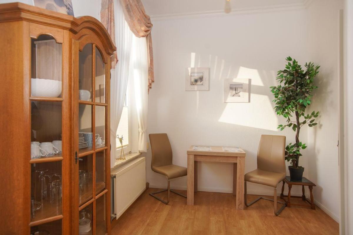 Hotel Windrose Borkum Zimmer foto